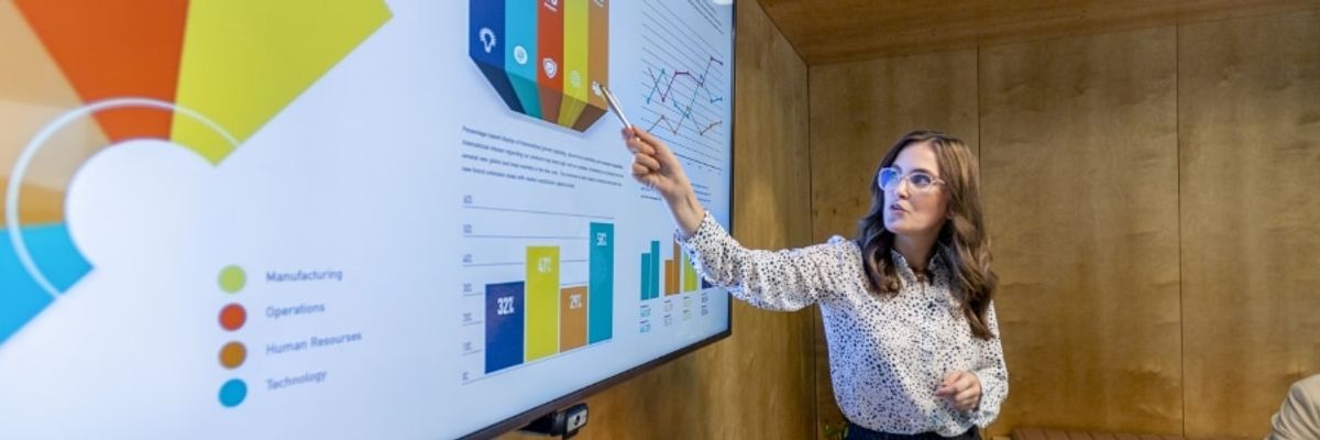 Mastering your presentation skills: A guide to using PowerPoint Presenter Coach